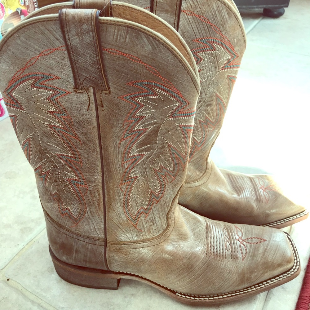 Men’s cowboy boots